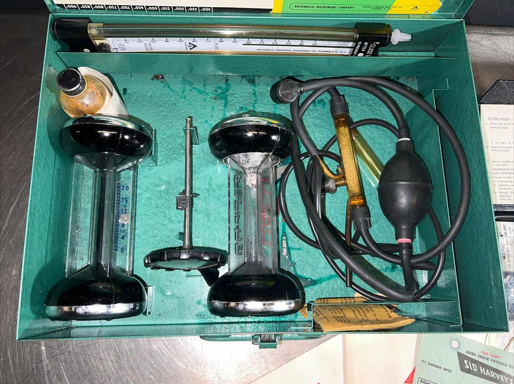 BACHARACH FYRITE GAS ANALYZER KIT