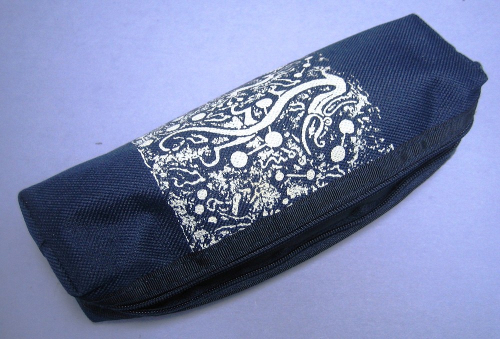 Soft Carrying case/pouch with Zipper - Blue/White