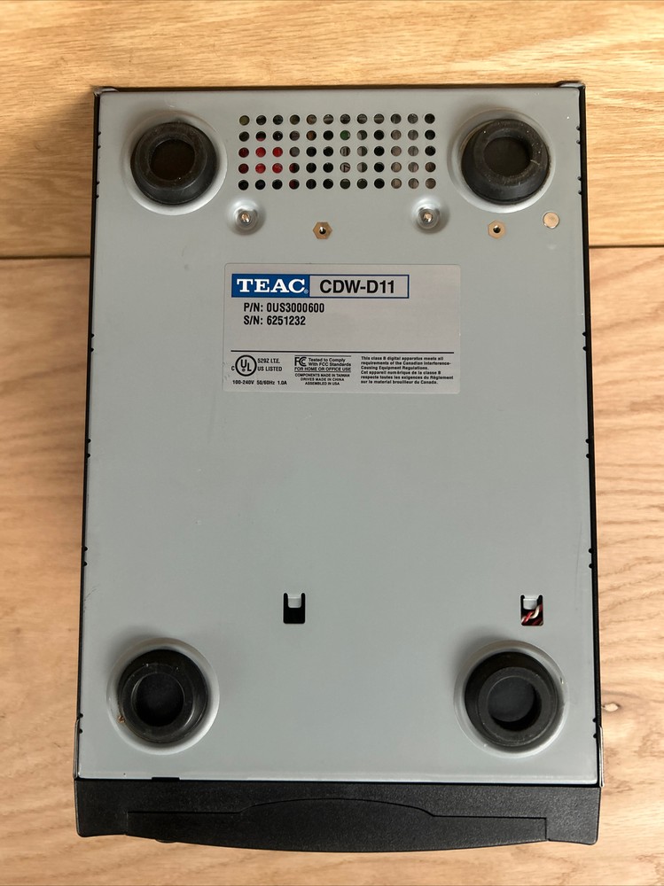 TEAC 1X1 Stand Alone Black Buffer Memory 16x CD Duplicator Model CDW-D11 Tested