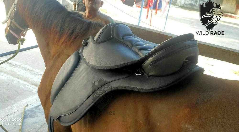 WILDRACE Treeless Leather saddle