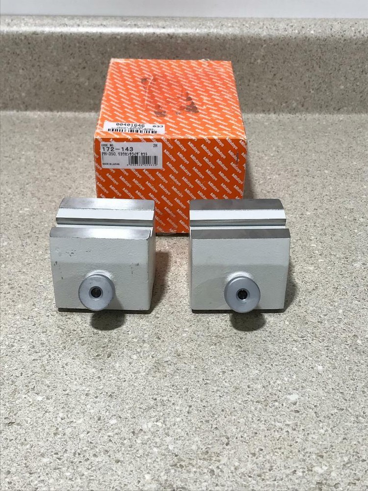 Mitutoyo Center Supportriser 172-143 New