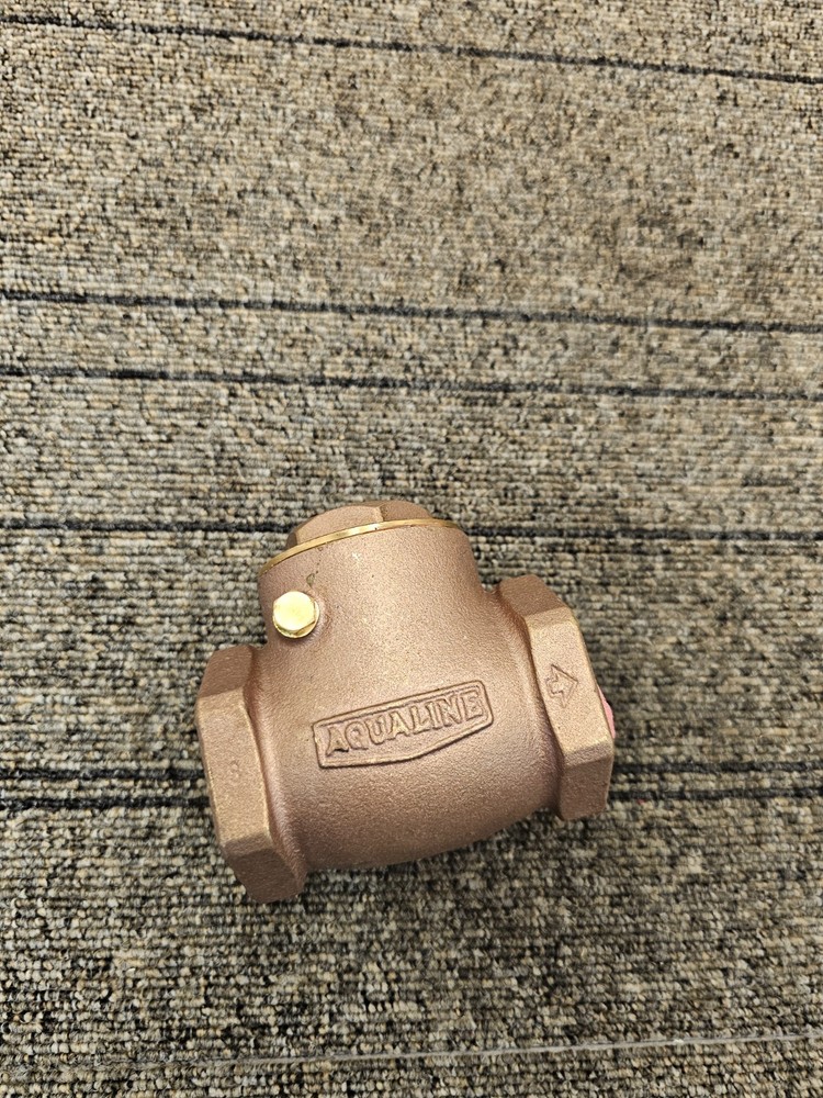 Aqualine 1-1/2" Swing Check Valve Threaded 200 WOG