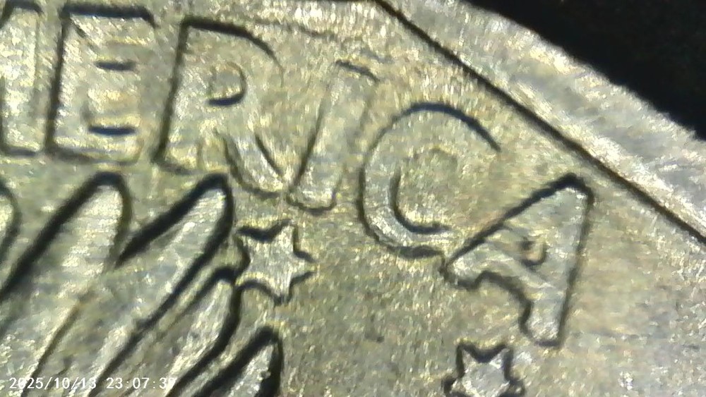 Susan B Anthony Dollar - 1979 Wide Rim , with Errors - Triple strike on star