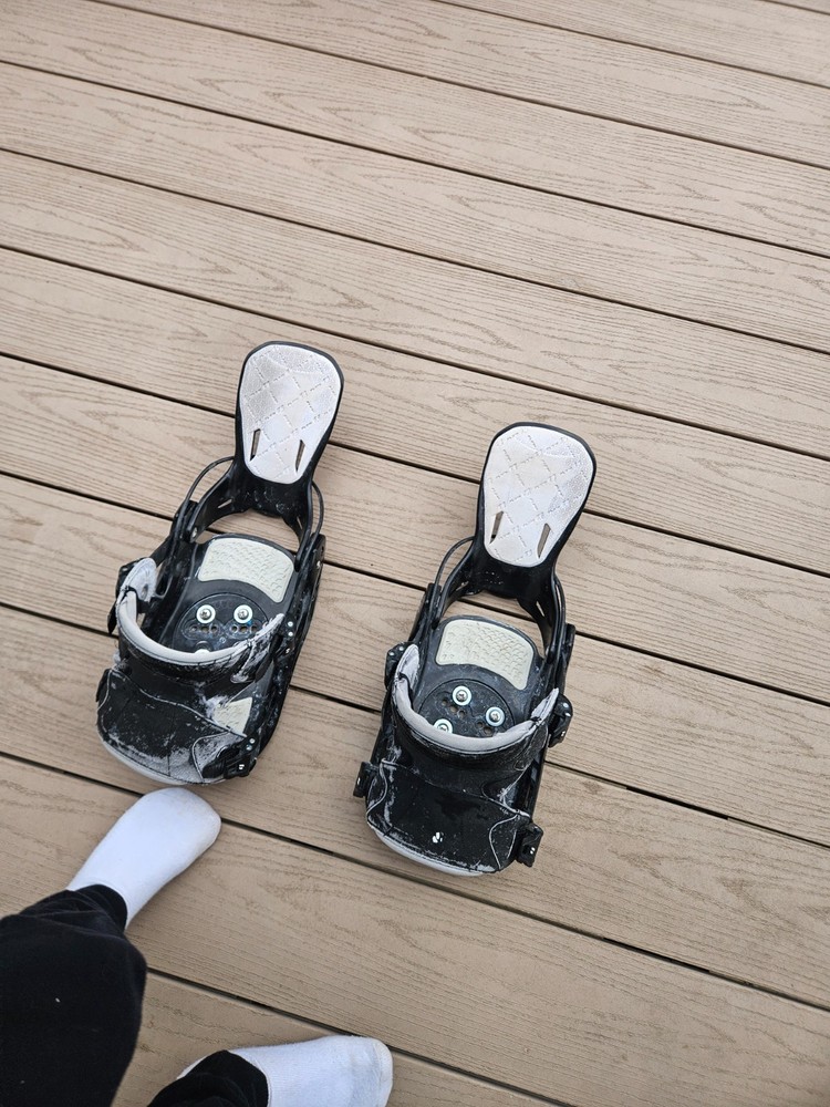 Flow snowboard bindings, Large, Flite 3's