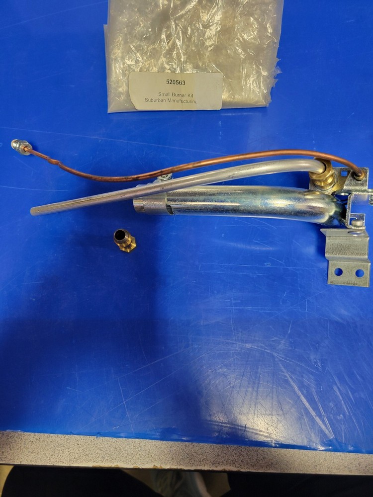 SUBURBAN WATER HEATER SMALL BURNER ASSY PILOT MODEL