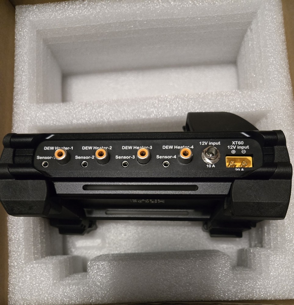 Celestron Smart Dew Heater & Power Controller 4x 94036