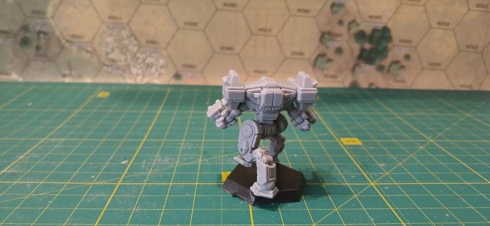 Legacy battletech game miniatures
