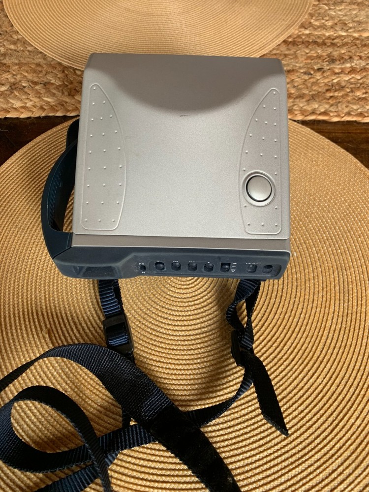 Polaroid Model 1200si camera untested