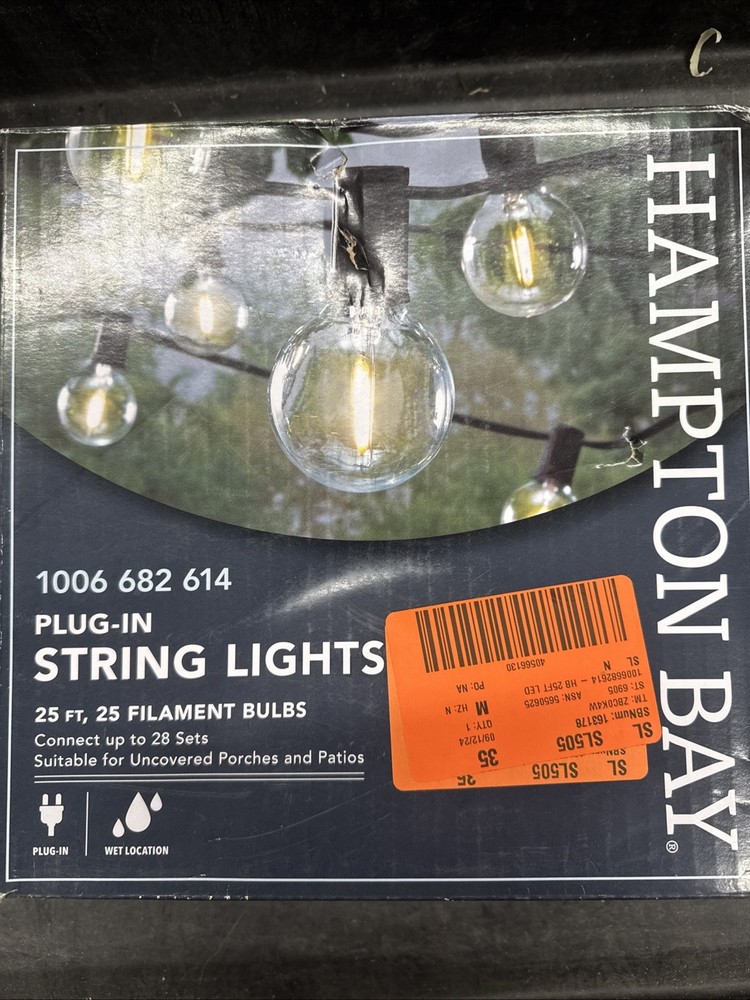 Hampton Bay Plug-In String Lights Very Good Condition