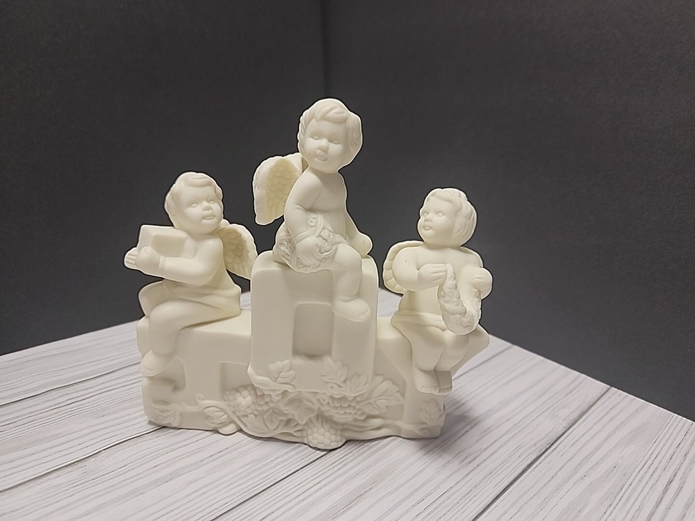 Scott's Collectibles Joy Candle Holder