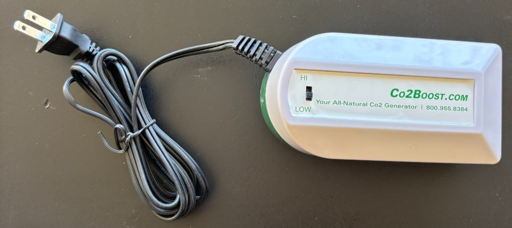 CO2 Boost Bucket Hydroponic Pump Co2 Generator NEW NIB