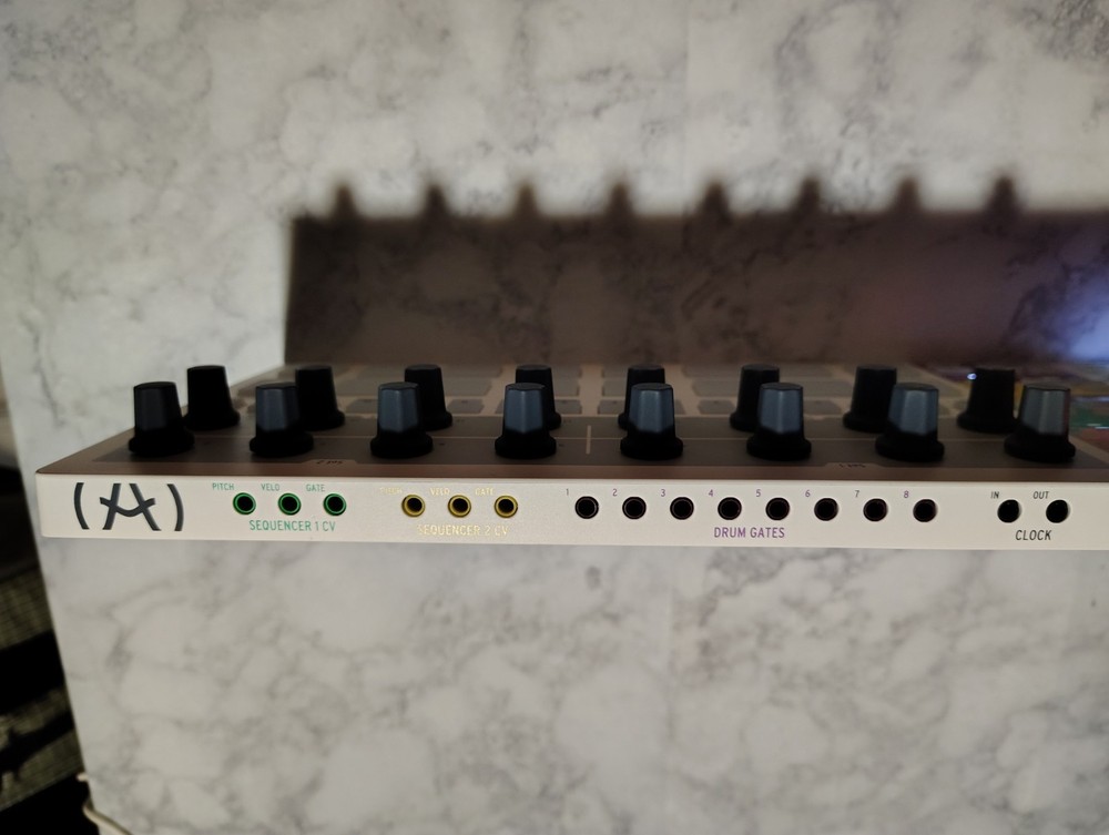 Arturia BeatStep Pro Controller Sequencer – Tested Working – Box & USB Cable