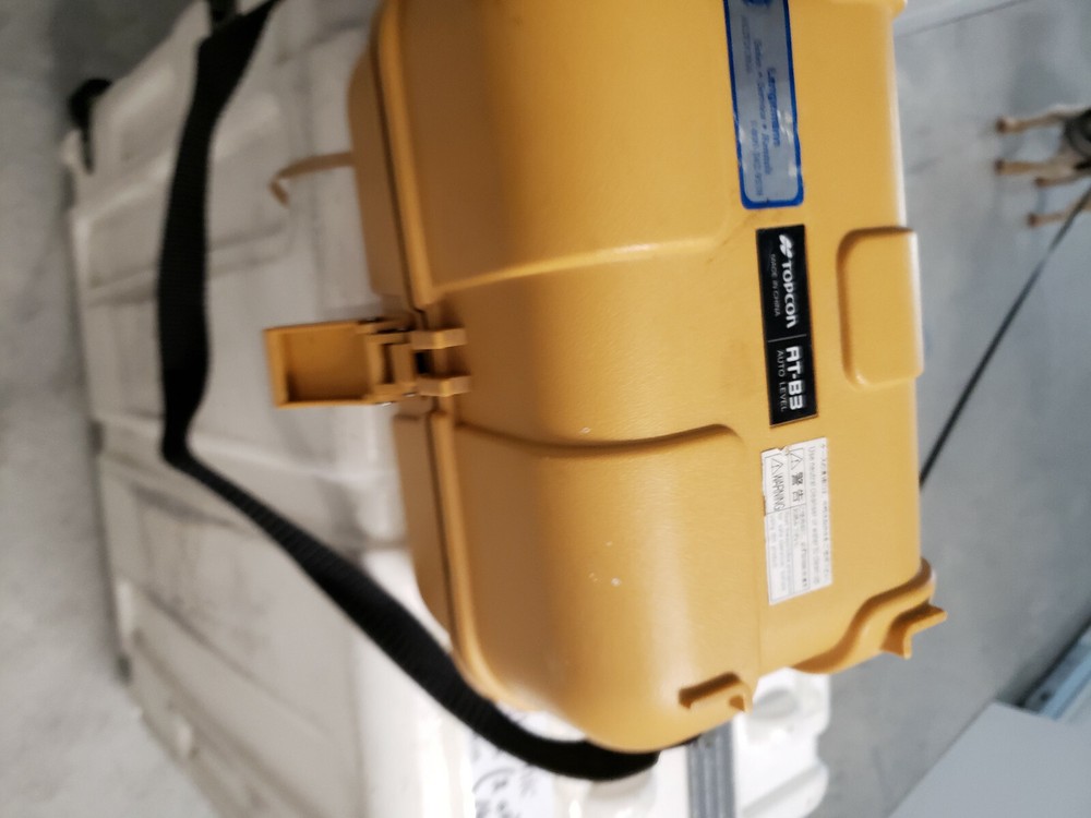 Topcon AT-B4 24x Automatic Level  with Tripod