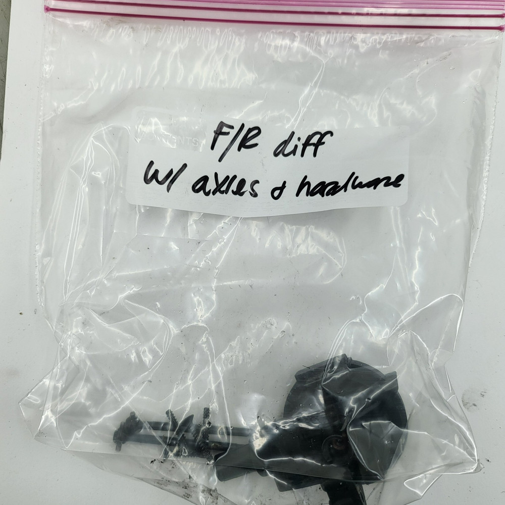 HPI RS4 3 nitro front/rear diff with axles and hardware