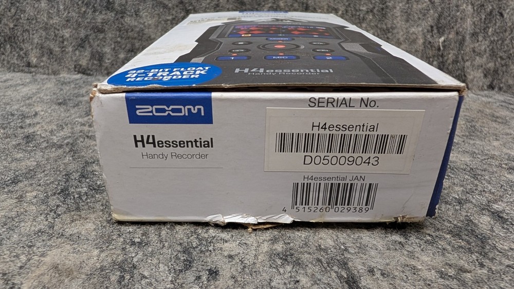 Zoom H4essential Handy Recorder 32-Bit Float 4-Track Handheld Digital Bundle