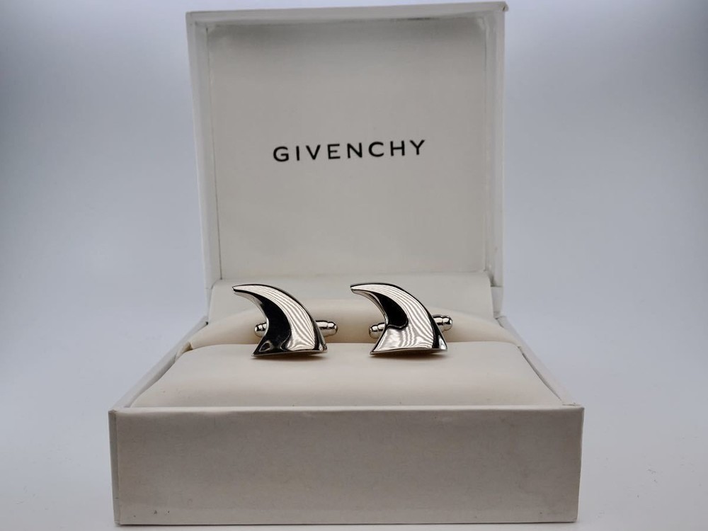 Givenchy Claw Silver Cufflinks