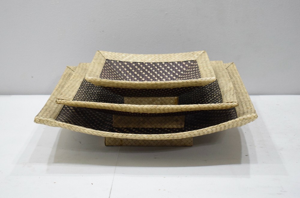 Baskets Indonesian Brown/White Stacking Trays