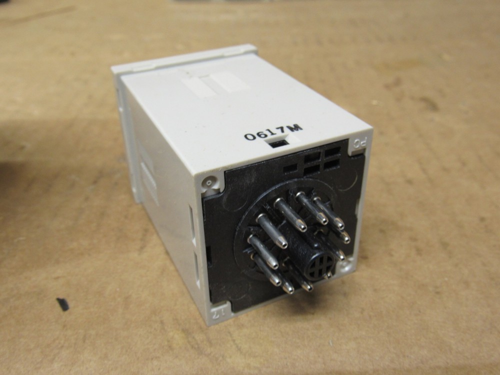 Omron H3CA-A Timer 24-240V AC/VDC