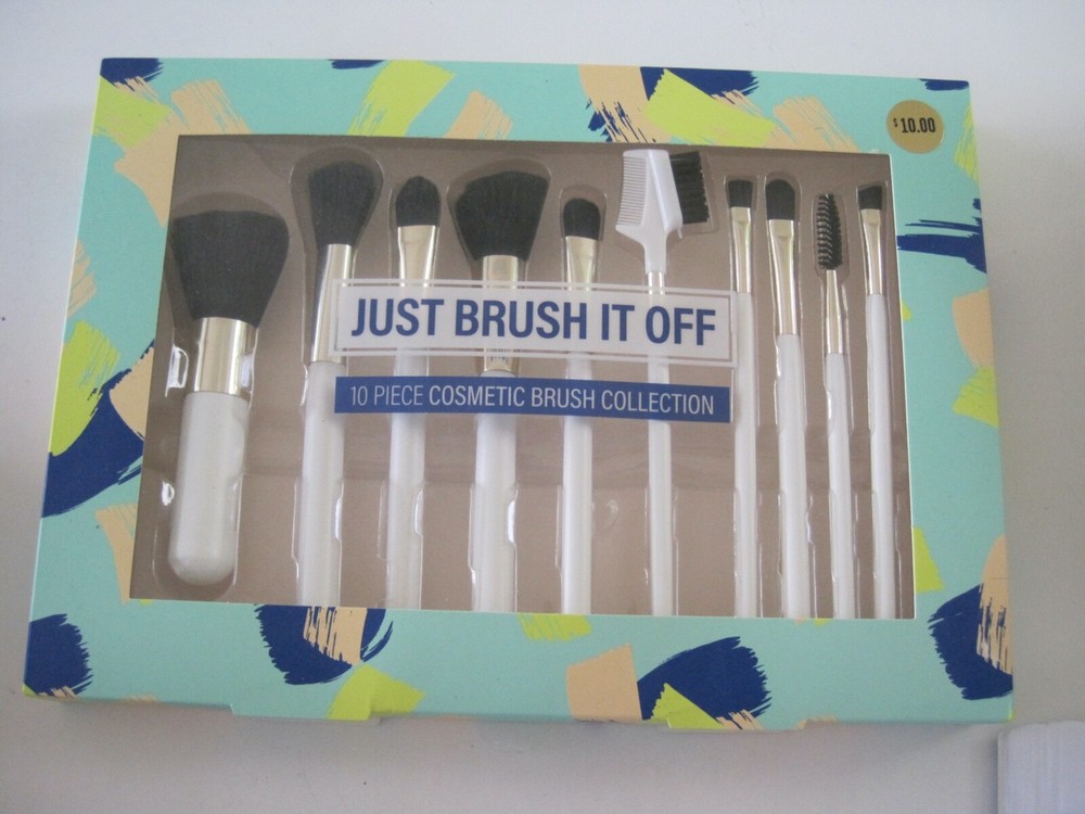 Just Brush It Off 10 Piece Collection Make Up New
