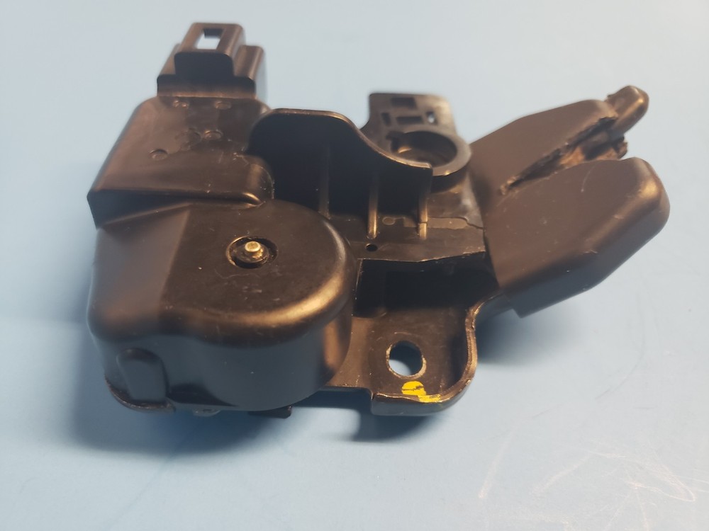 Nissan Maxima 2004-2014 OEM Trunk Latch Release Actuator Deck Lid Lock