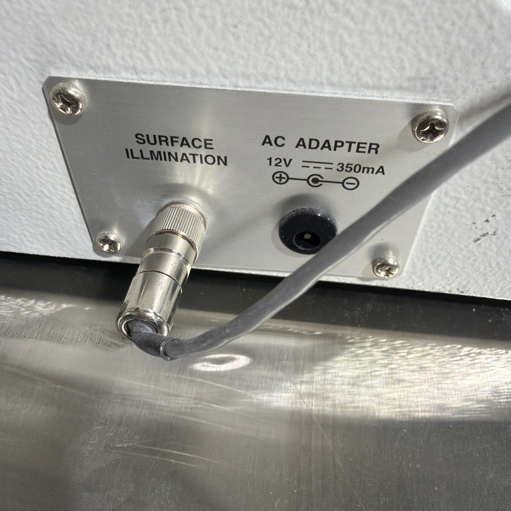 Mitutoyo TM Series 176-820A Tool Makers Magnification Microscope