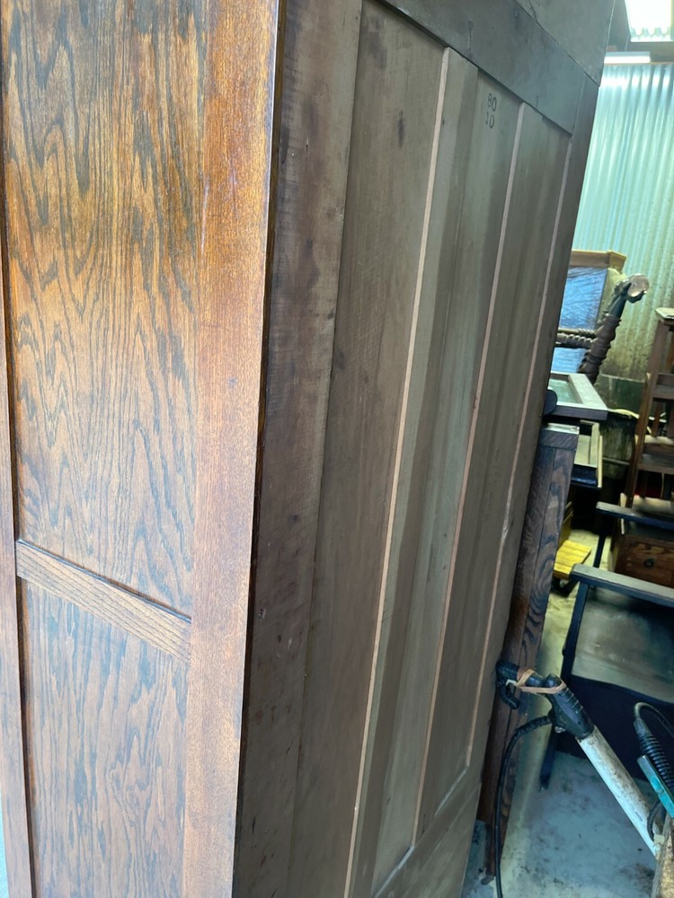 Oak Single Door Wardrobe