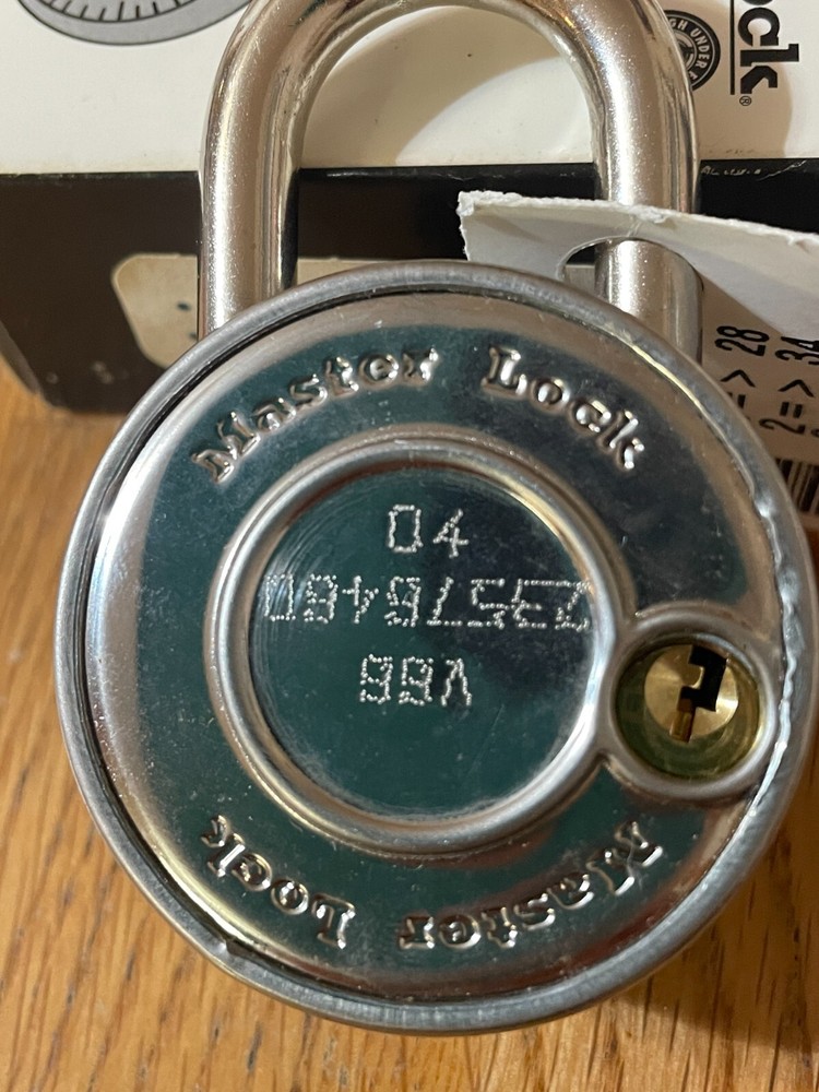 Master Lock Combination Padlock Without Key 1-7/8in 1525STK in box