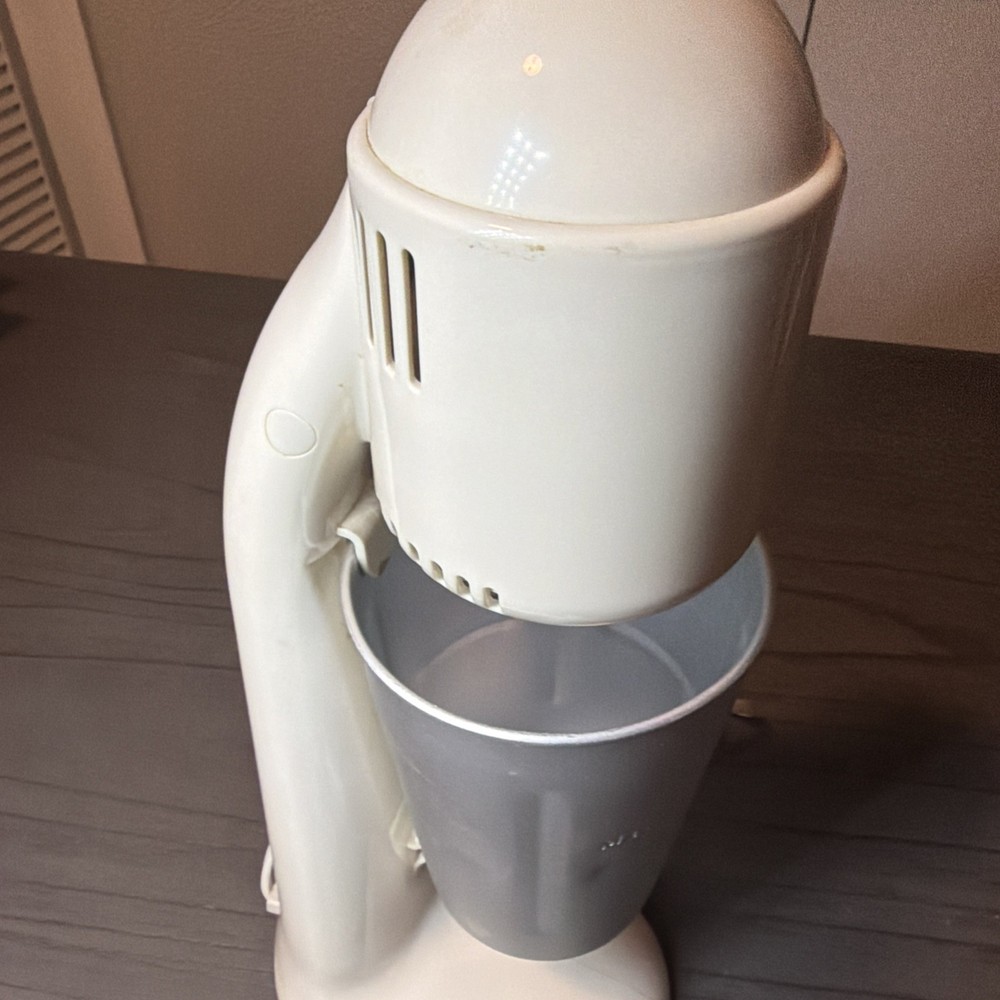 Walgreen's The Shake Shoppe Milkshake Maker Mixer - Model MS-1