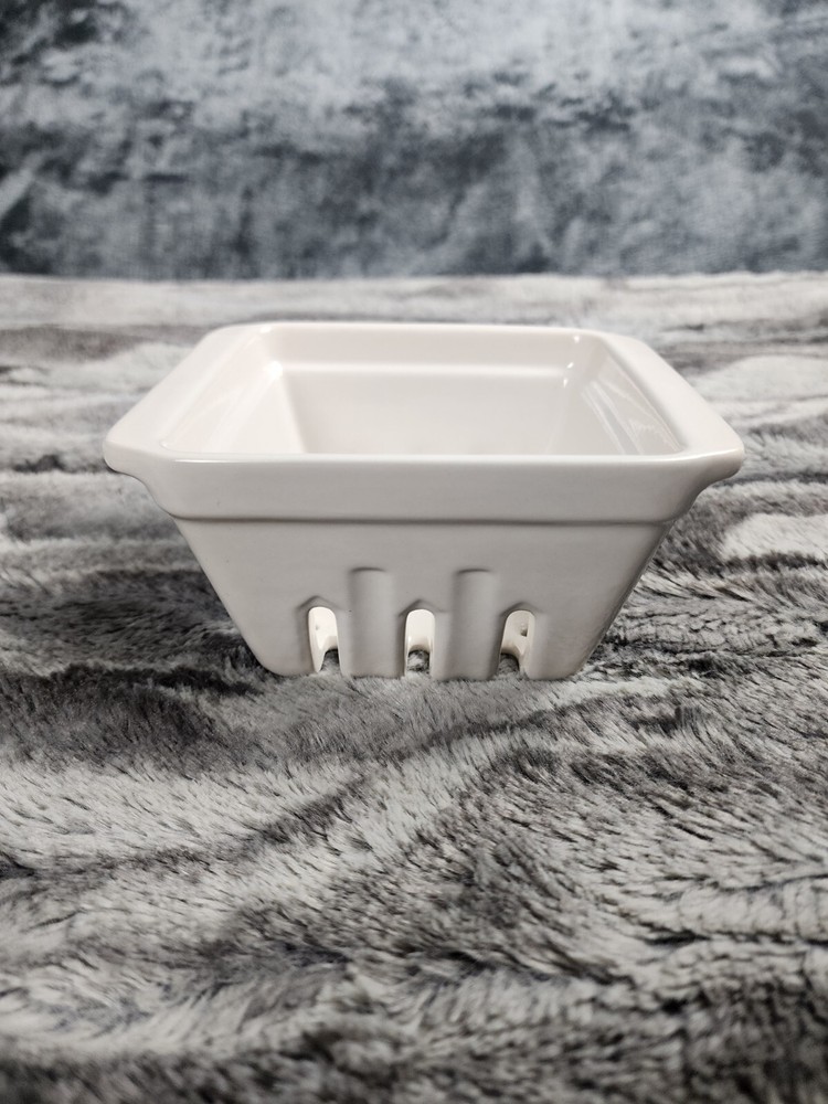 White Berry Box Colander Rae Dunn FRESH Small Container Decor 5-1/2"