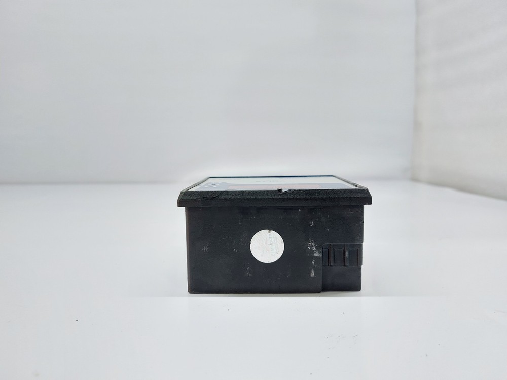 Elmeasure Alpha V Volt Meter