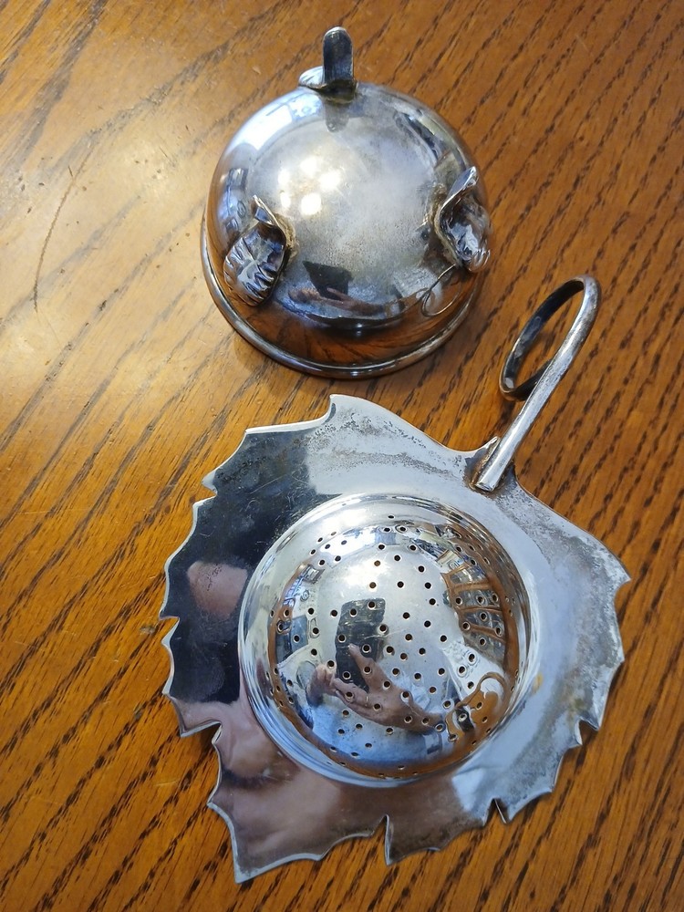 Vtg Silverplate MapleLeafShapeTea Strainer w/Drip Cup-Engraved