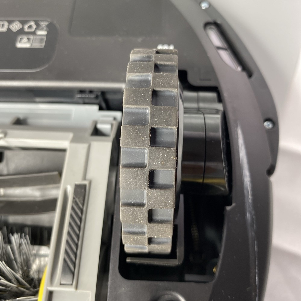 Roomba Vac Essential Q012020