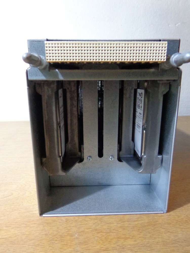 Xiotech ISE 1400 Storage Hard Disk HDD Array Assembly 12Tb 20x ST9600204FC