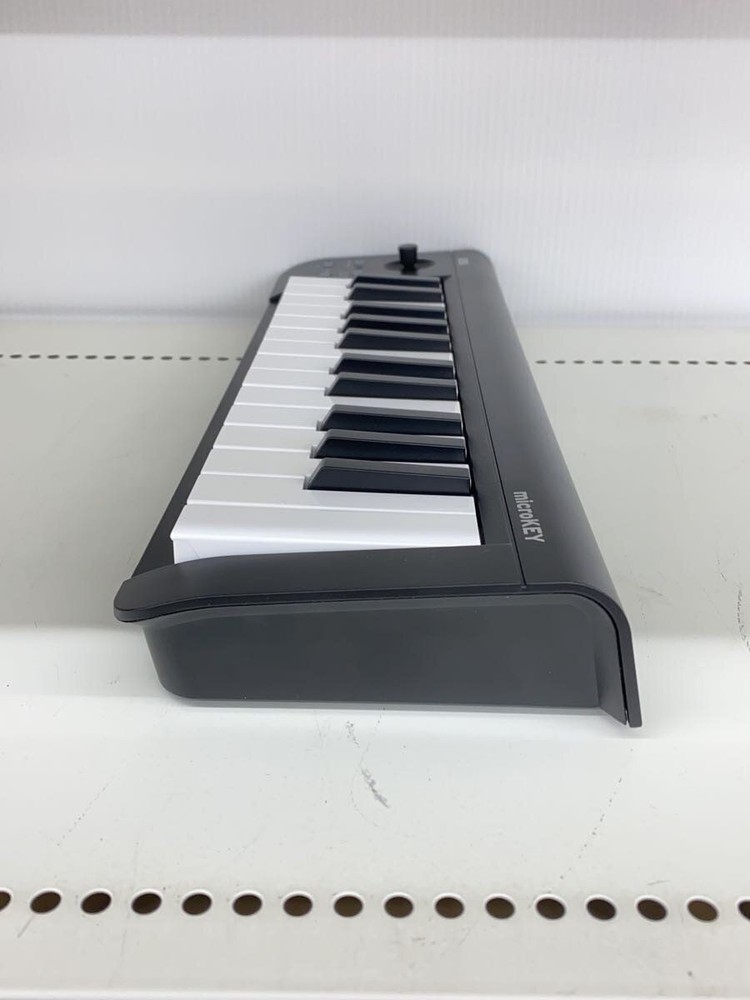 KORG Electronic Piano MICROKEY-25 Keyboard Used