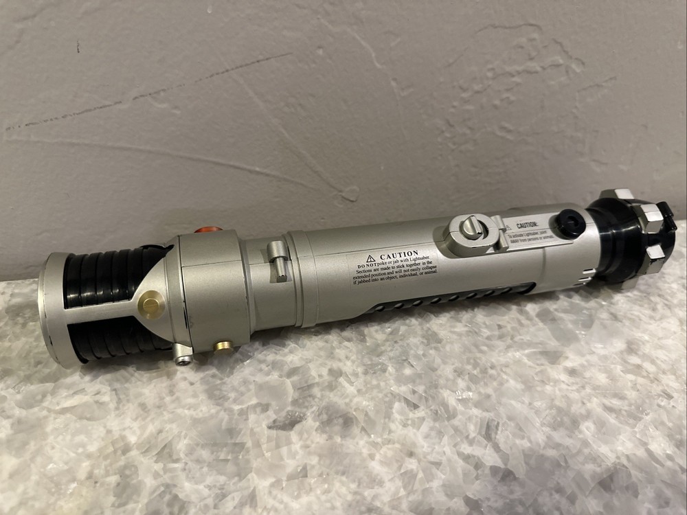 Star Wars Extending Electronic Lightsaber Blue