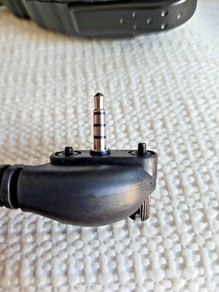BEARCOM 1 PORT MICROPHONE FOR TWO WAY RADIO