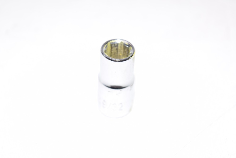 CRESCENT 9/32'' SAE Socket 6 Point 1/4'' Drive