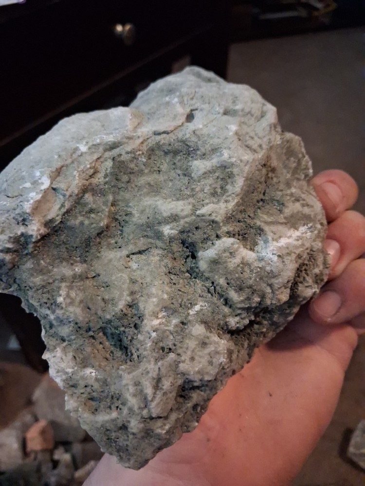 Quartz Serpentine Ore