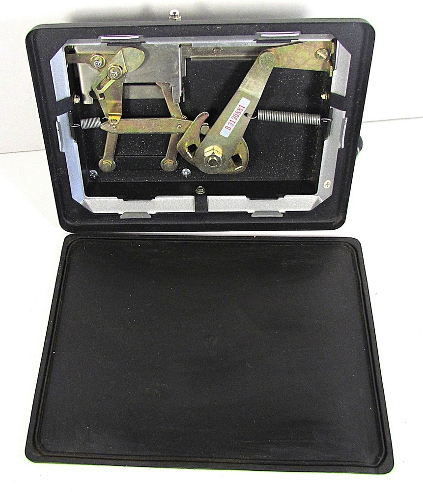VINTAGE TOP-O-MATIC CIGARETTE MACHINE + MANUAL