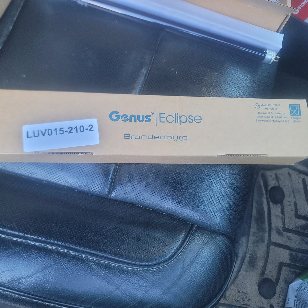 Vector Eclipse 15 Watt Replacement Fly Light Bulb 20-2019 ( 2 Pack) 12 Inch Long