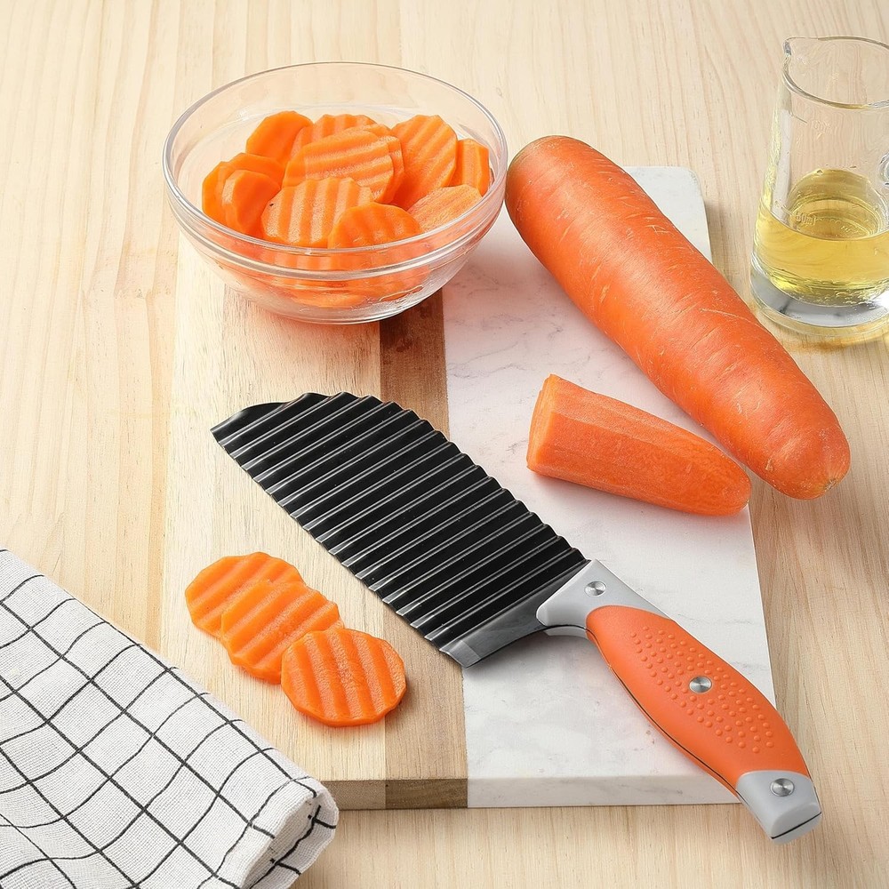 Crinkle Cutter for Veggies, Cut 6.6", Black Blade + Orange Handle
