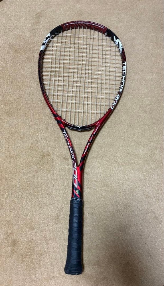 Mizuno Technix 200 tennis racket