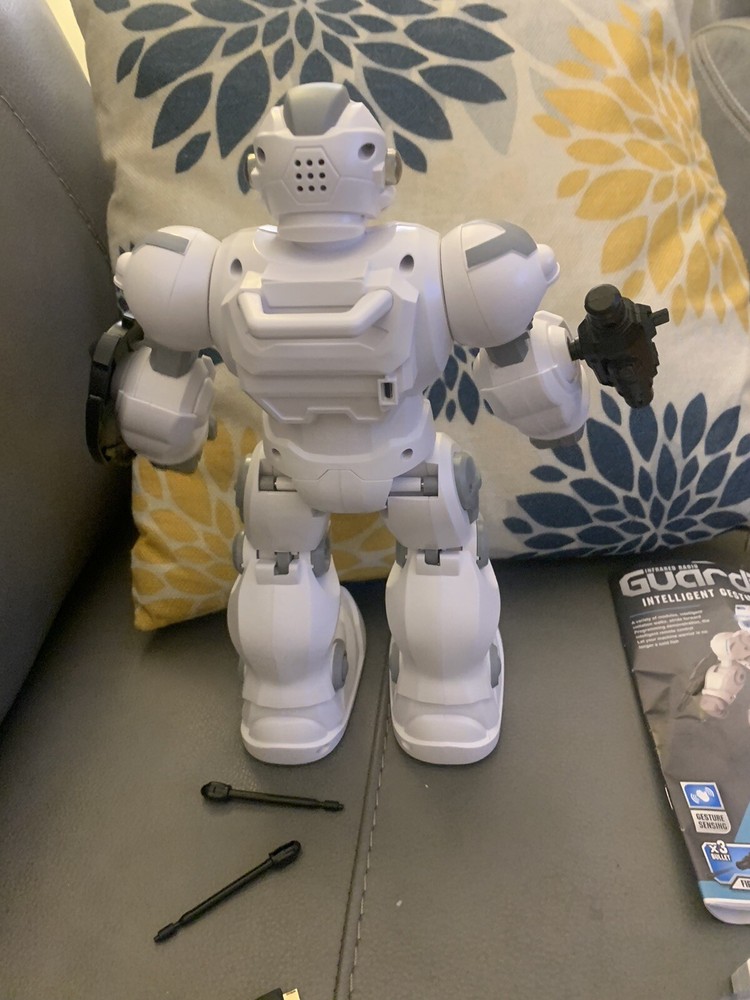 SONOMO Guardian Intelligent Gesture Robot with Remote Control