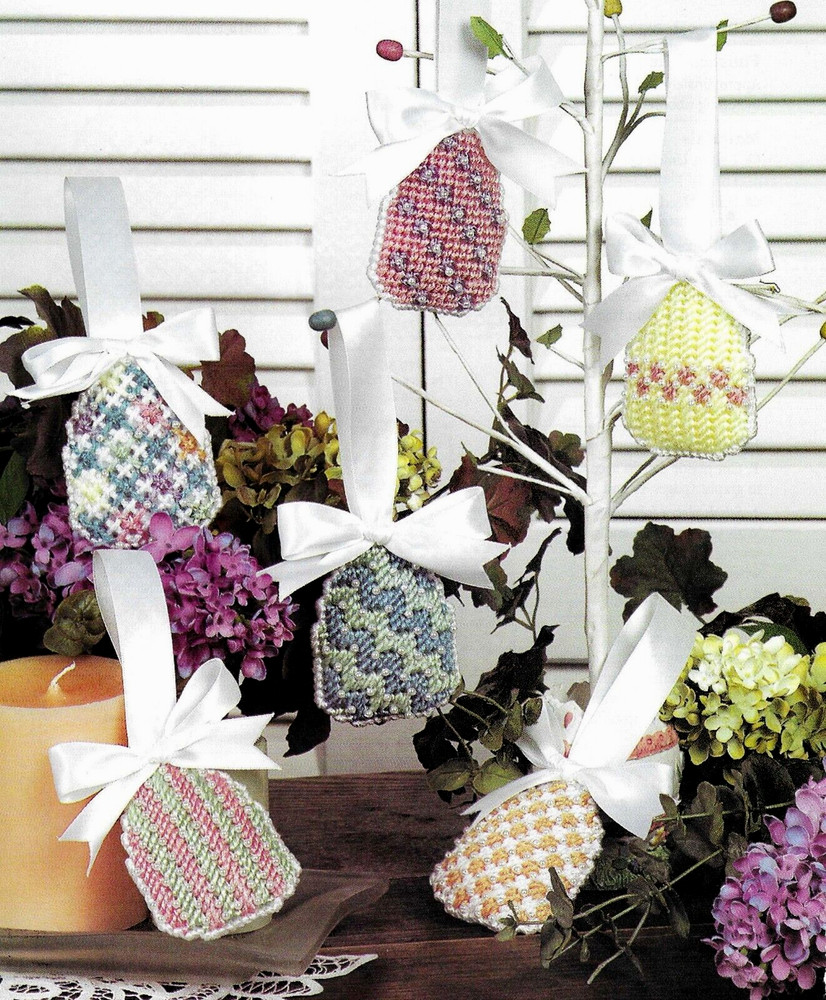 EASTER EGG PEARLS & TULIP GIFT BAG    -    PLASTIC CANVAS PATTERNS