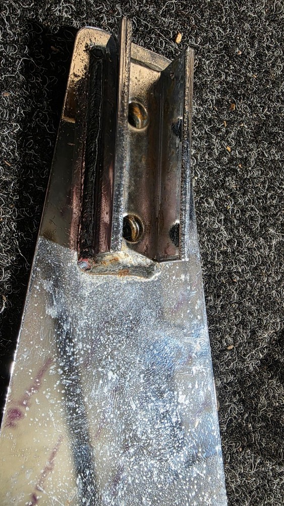 Harley-Davidson Detachable Sissy Bar Bracket Left
