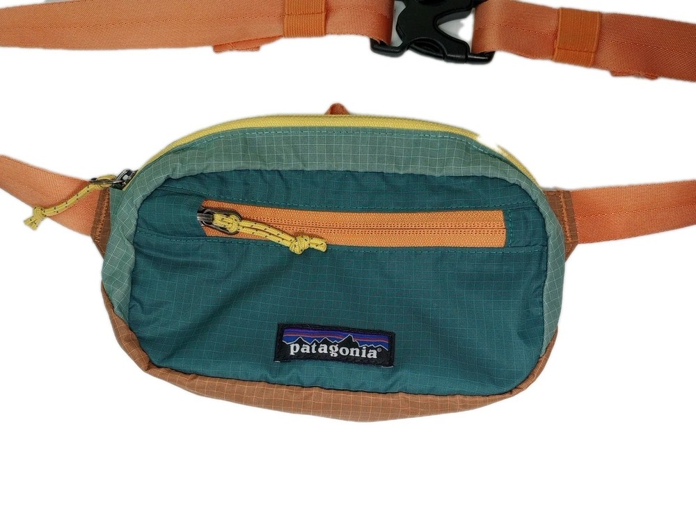Patagonia Ultra light Black Hole Mini Hip Pack Teal Multi Colored Adjustable