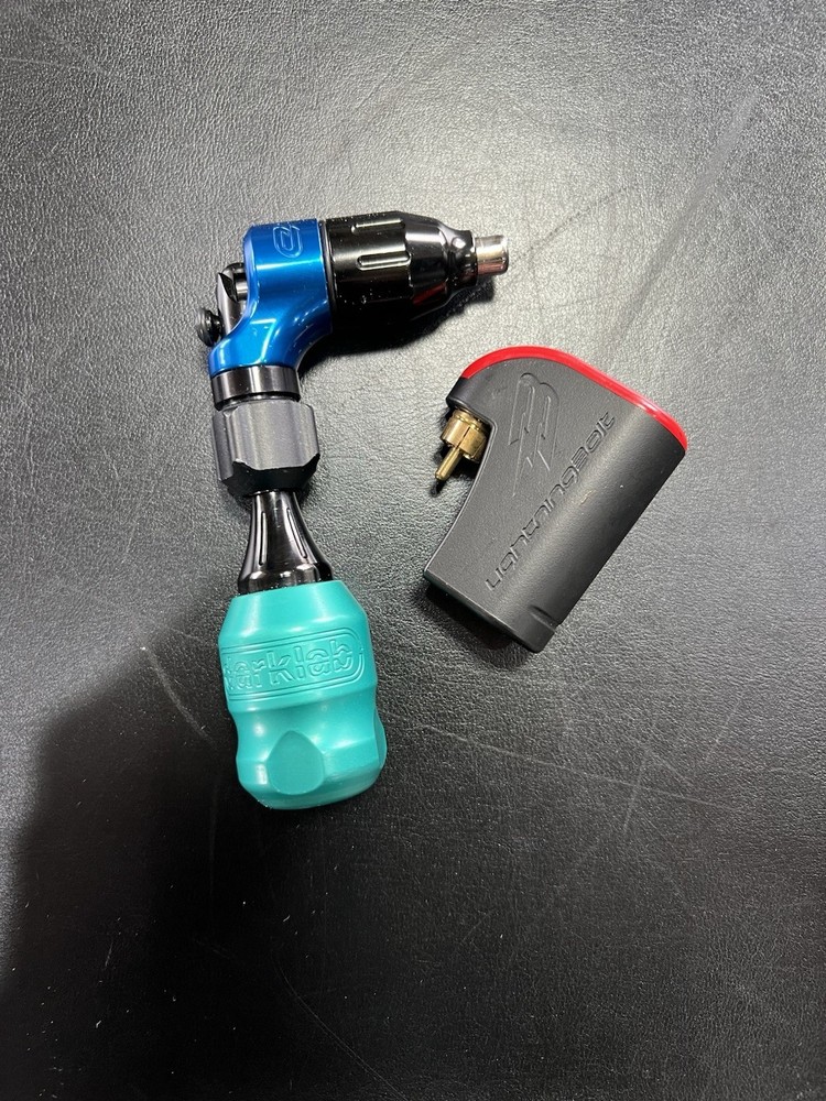 Fk iron edge with grip and lightning bolt battery pack