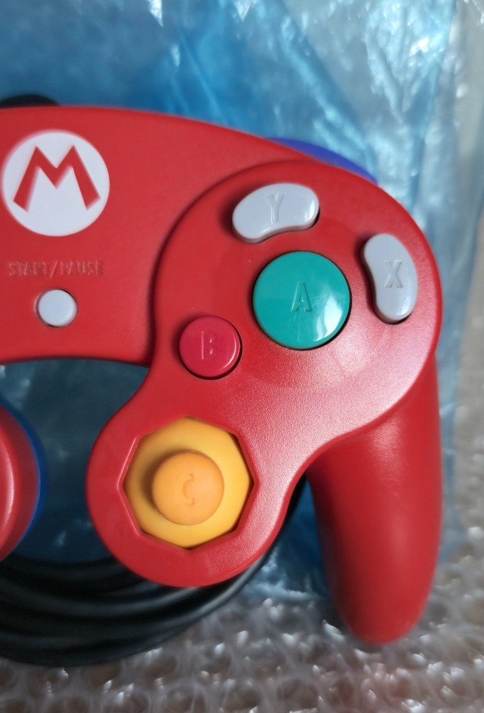 Club Nintendo Mario Gamecube Controller Limited Edition GameCube Boxed Japan