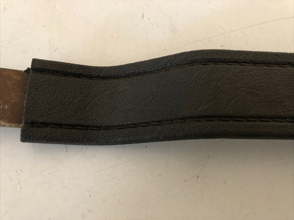 GENUINE VOLVO STRAP DOOR PULL 3080880 NEW OEM