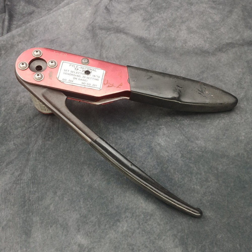 Pyle National Crimp Tool 10-20AWG Wire Size